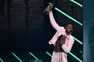 Lil Nas X courroné aux MTV Video Music Awards