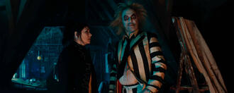 "Beetlejuice Beetlejuice" en VOD Premium : Tim Burton ravive l’esprit délirant de son classique culte