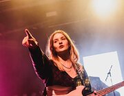 Lauren Hibberd @ Trix, Antwerpen