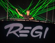 Regi vs. Milk Inc. @ Sportpaleis
