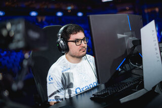 AztraL ruilt Karmine in voor Moist Esports