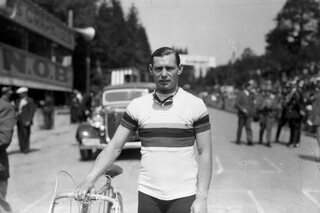 De 'vergeten' Belgische wereldkampioenen: Eloi Meulenberg, de eerste Waal in de regenboogtrui (1937)