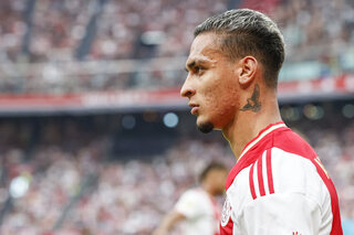Adnan Januzaj onderhandelt met Sevilla, Antony trekt van Ajax naar Man Utd voor slordige 100 miljoen