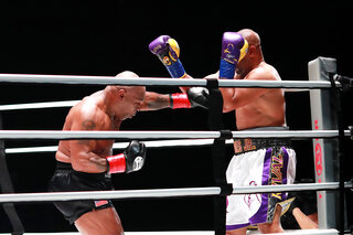 Mike Tyson impressionnant pour son retour sur le ring