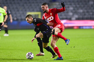 Le Standard de Liège et Anderlecht s’affrontent dans un duel de clubs malades
