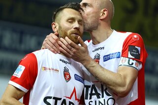 Jour noir pour Mouscron: recalé pour sa licence, le club dit adieu au foot pro