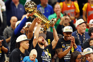 Golden State wint vierde NBA-titel in 7 jaar, met dank aan MVP Stephen Curry