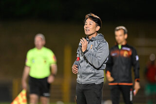 L'entraîneur japonais de Deinze jette l'éponge "pour le bien du club"