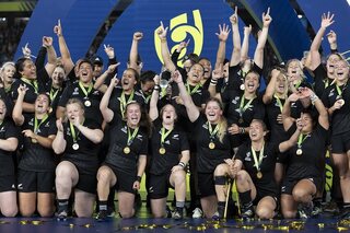 Nieuw-Zeelandse vrouwen verslaan Engeland en stellen zesde wereldtitel rugby veilig