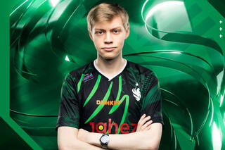 Keoz mis sur le banc de touche chez Falcons Esports