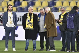 STVV brengt hulde aan Lon Polleunis: "Er blinkt Gouden Schoen aan Truiense voetbalhemel"