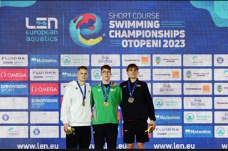 EK zwemmen kortebaan - Bronzen Lucas Henveaux is "heel tevreden" met Belgische recordtijd