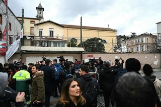Dode bij aanval op Italiaanse kerk in Istanboel