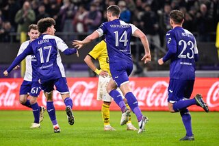 Jupiler Pro League - Anderlecht voorkomt in blessuretijd nederlaag tegen Union na twee flaters Vertonghen