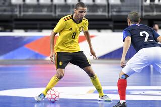 Ibrahim Adnane avec la Belgique face à la France en futsal