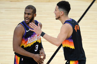 Devin Booker peut mener avec Chris Paul les Suns vers leurs premiers playoffs depuis 2010