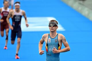 Marten Van Riel a échoué au pied du podium en triathlon.