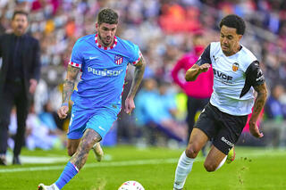 L'Atlético Madrid et Valence s'affrontent dans un match qui s'annonce disputé.