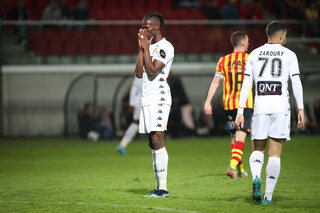 De mislukte start van Charleroi in de play-offs dwingt de Henegouwse ploeg terug naar de vierde en laatste plaats in de stand.