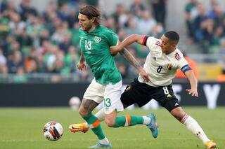 Youri Tielemans (R) vies with Republic of Ireland's midfielder Jeff Hendrick