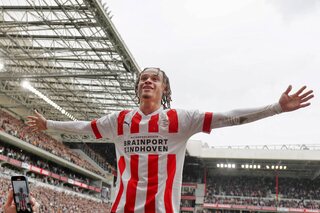 Anderlecht heeft nieuwe doelman, Xavi Simons verlaat PSV