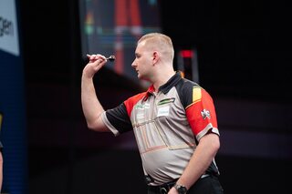 Dimitri Van den Bergh en quête d’un nouvel exploit au championnat du monde de fléchettes