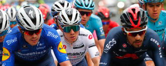 Remco Evenepoel zakt door het ijs tijdens 14e etappe Giro