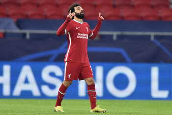 Liverpool-spitsen Mo Salah en Sadio Mané knikkeren RB Leipzig uit de Champions League