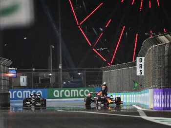 Vergooide Max Verstappen zaterdag zijn eerste Formule 1-titel?