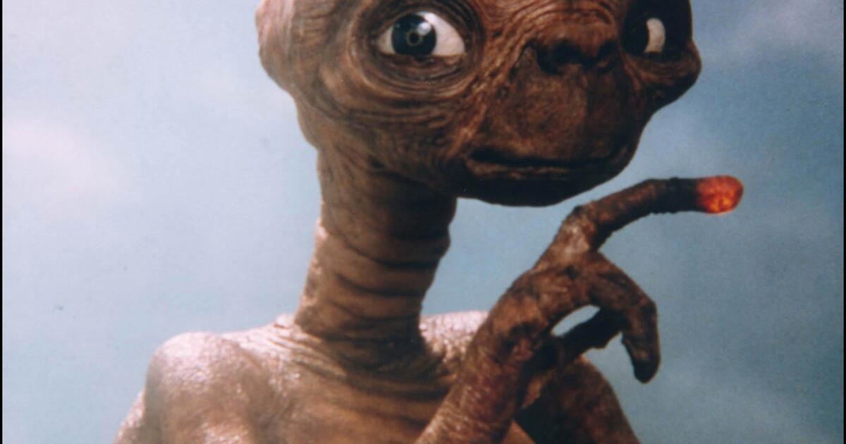 E.T. l'extra-terrestre (film) - Réalisateurs, Acteurs, Actualités