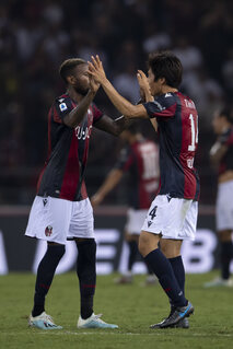 Stefano Denswil en Takehiro Tomiyasu