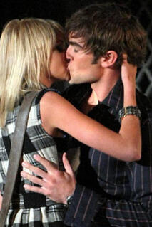 Tous les couples dans la série Gossip Girl