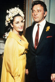 Deze sterren trouwden twee keer... met dezelfde persoon!