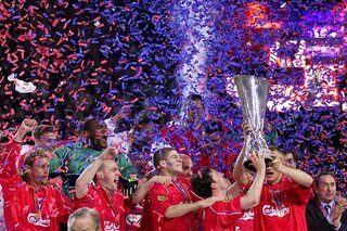 Legendarische matchen: Liverpool wint de UEFA Cup na een knotsgekke wedstrijd tegen Alavés