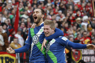 One day, one goal: Bas Dost assure le show contre le Bayer Leverkusen