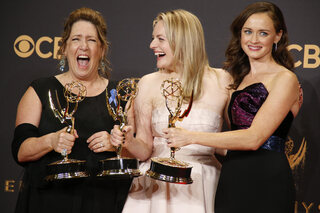Les actrices principales de la série Handmaid's Tale.