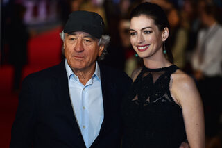 Le Nouveau Stagiaire : 5 choses à savoir sur le film avec Robert De Niro et Anne Hathaway
