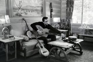 Exact negentig jaar geleden werd met Johnny Cash een muzieklegende geboren