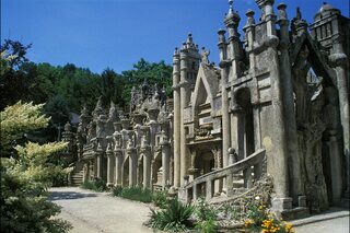‘L’incroyable histoire du facteur cheval’, le destin d’un architecte fou incarné par Jacques Gamblin