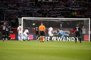 One day, one goal: de wel héél ongelukkige owngoal van pechvogel Daniel Congré tegen PSG