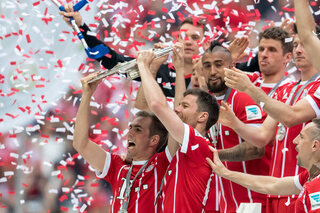 Legendarische wedstrijden: Bayern en het voetbal nemen afscheid van Lahm en Alonso
