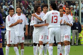 Les matchs de légende: l’Italie salue la légende de l’AC Milan Paolo Maldini