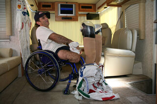 Sterallures: pech weet de Italiaanse autocoureur Alessandro Zanardi altijd te achtervolgen