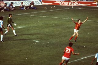17: Erwin Vandenbergh verrast wereldkampioen Argentinië op het WK van 1982