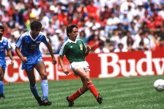 One day, one goal: Manuel Negrete tekent voor mooiste doelpunt op het WK van 1986