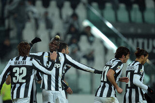 One day, one goal: Paul Pogba schiet het Udinese-doel aan flarden