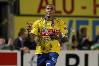 One day, one goal: Paulo Henrique slalomt AA Gent in de vernieling