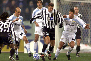 Legendarische wedstrijden: Juventus verliest zijn titel in een kletsnatte match tegen Perugia