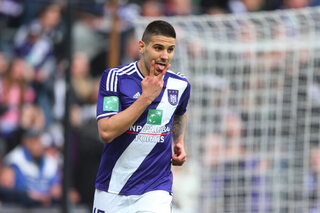 Mythische vieringen: de vulgaire Aleksandar Mitrovic