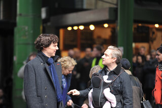 Martin Freeman aux côtés de Benedict Cumberbatch dans Sherlock